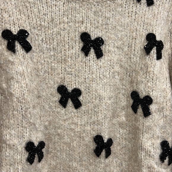 Zara sold out sweater. - Picture 2 of 4